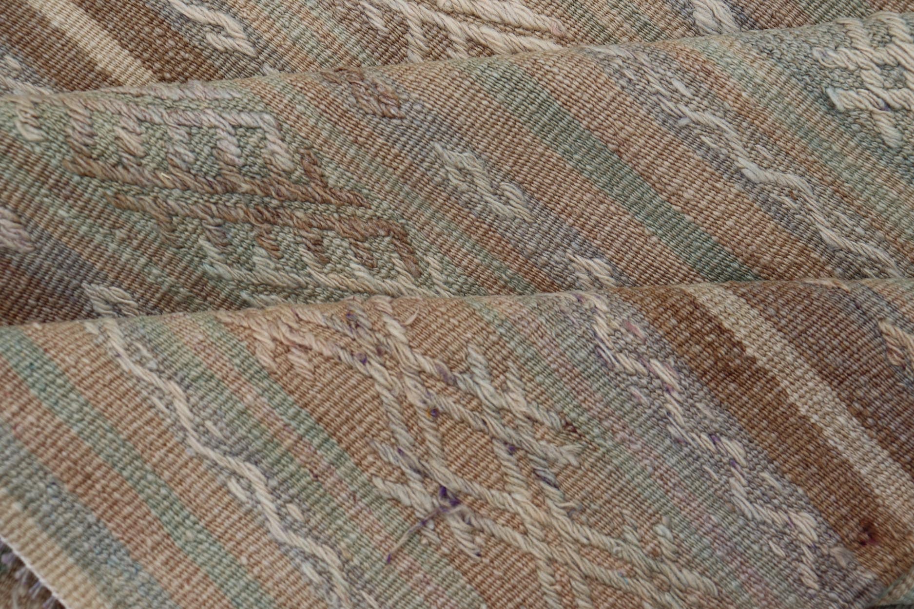Vintage Turkish Flat - Weave Kilim with Embroideries in Muted Tones and Stripes. Keivan Woven Arts / rug EN - 15180, country of origin / type: Turkey / Kilim, circa 1950 Measures: 5'2 x 8'3 This vintage Turkish Kilim rug features a contemporary geom... - Keivan Woven ArtsEN - 15180 - 24043Rug
