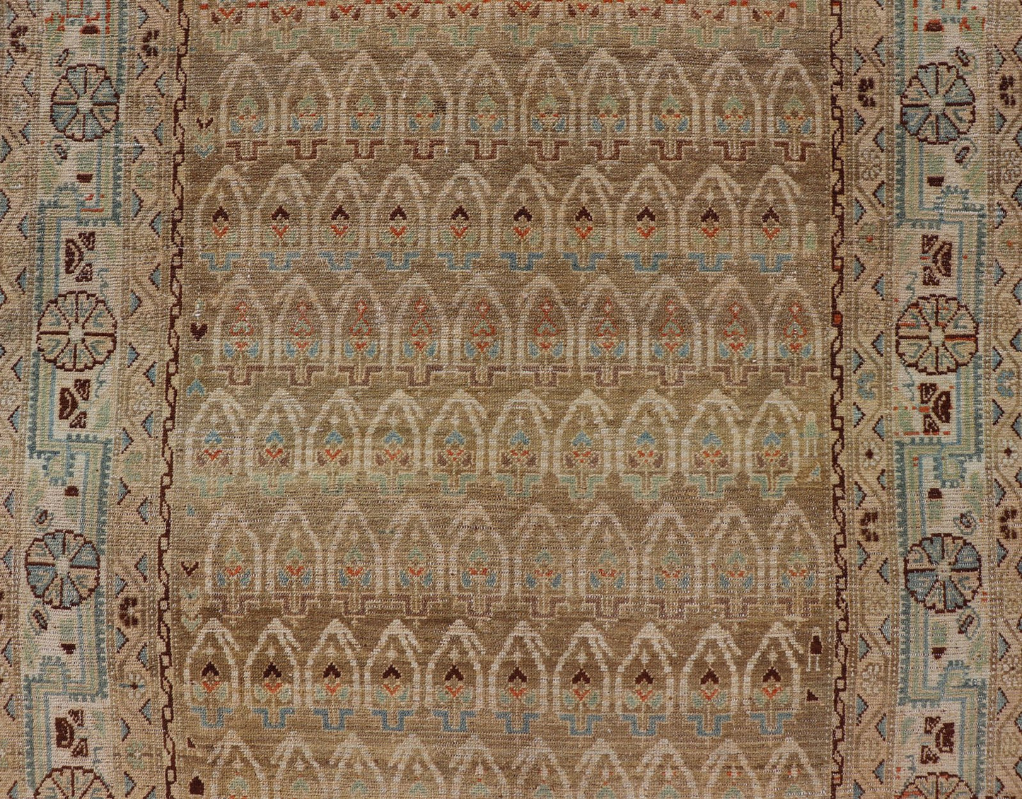 Measures: 4'6 x 9'2 Antique Hamadan Gallery Rug in Wool with All - Over Sub - Geometric Paisley Design. Keivan Woven Arts; rug EN - 15182, country of origin / type: Iran / Hamadan, circa 1920. This antique Persian Hamadan rug has been hand - knotted... - Keivan Woven ArtsEN - 15182 - 22860Rug