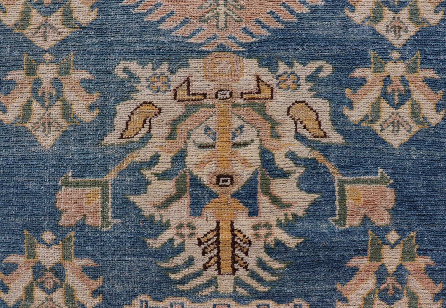 Measures: 4'8 x 7'2 Vintage Turkish Oushak Rug with Large Medallion Design On A Blue Field. Keivan Woven Arts/rug EN - 15183, country of origin / type: Turkey / Oushak, circa 1950. Vintage Turkish Rug, Blue rug Blue Turkish rug. - Keivan Woven ArtsEN - 15183 - 22986Rug