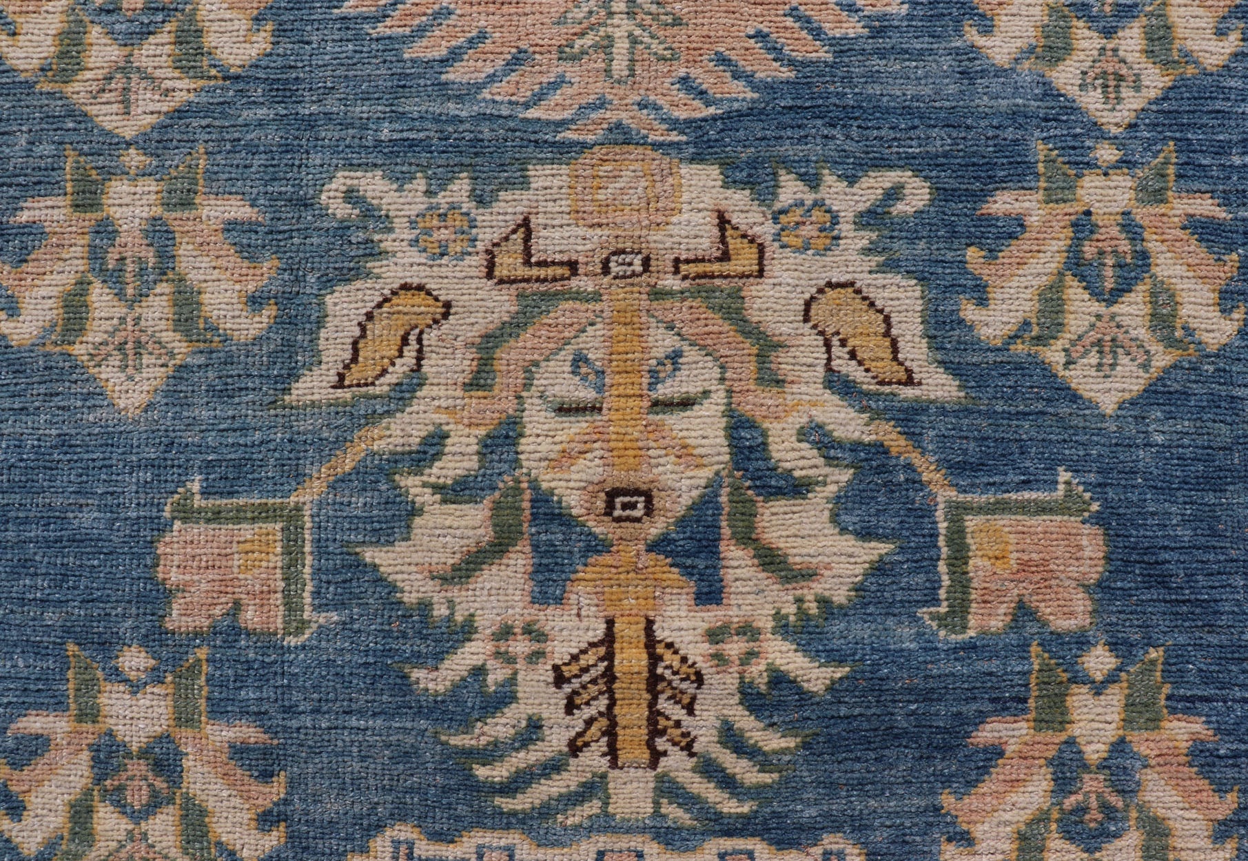 Measures: 4'8 x 7'2 Vintage Turkish Oushak Rug with Large Medallion Design On A Blue Field. Keivan Woven Arts/rug EN - 15183, country of origin / type: Turkey / Oushak, circa 1950. Vintage Turkish Rug, Blue rug Blue Turkish rug. - Keivan Woven ArtsEN - 15183 - 22986Rug