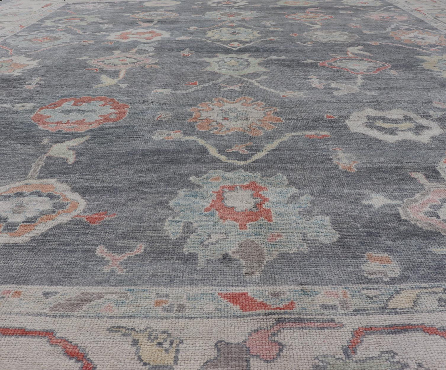 Measures: 14'5 x 18'0 Large Turkish Modern Oushak Rug in Gray and Neutrals and All - Over Design. Keivan Woven Arts / rug EN - 15205, country of origin / type: Turkey / Oushak This traditional Oushak rug from Turkey features a subdued, neutral c... - Keivan Woven ArtsEN - 15205 - 22243