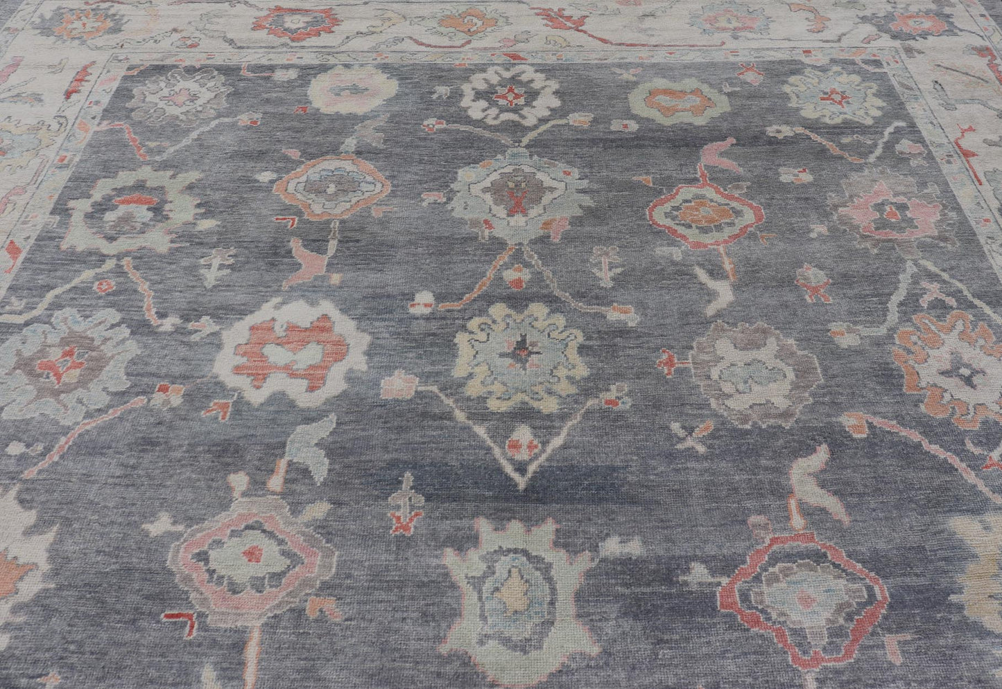 Measures: 14'5 x 18'0 Large Turkish Modern Oushak Rug in Gray and Neutrals and All - Over Design. Keivan Woven Arts / rug EN - 15205, country of origin / type: Turkey / Oushak This traditional Oushak rug from Turkey features a subdued, neutral c... - Keivan Woven ArtsEN - 15205 - 22243Rug