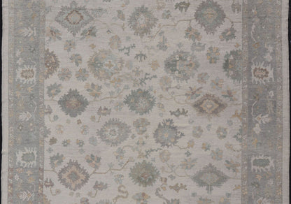 Measures: 14'6 x 18'9 Modern Turkish Oushak Rug with Neutral Color Palette and All - Over Floral Design. Keivan Woven Arts, rug EN - 15207, country of origin / type: Turkey / Oushak This large classic Oushak rug from Turkey features a subdued, n... - Keivan Woven ArtsEN - 15207 - 22872Rug