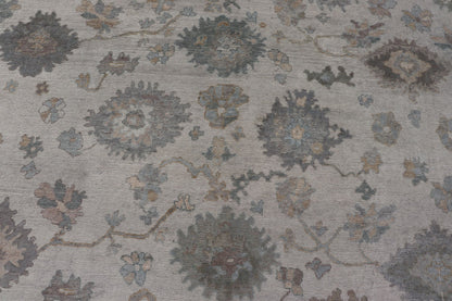 Measures: 14'6 x 18'9 Modern Turkish Oushak Rug with Neutral Color Palette and All - Over Floral Design. Keivan Woven Arts, rug EN - 15207, country of origin / type: Turkey / Oushak This large classic Oushak rug from Turkey features a subdued, n... - Keivan Woven ArtsEN - 15207 - 22872Rug
