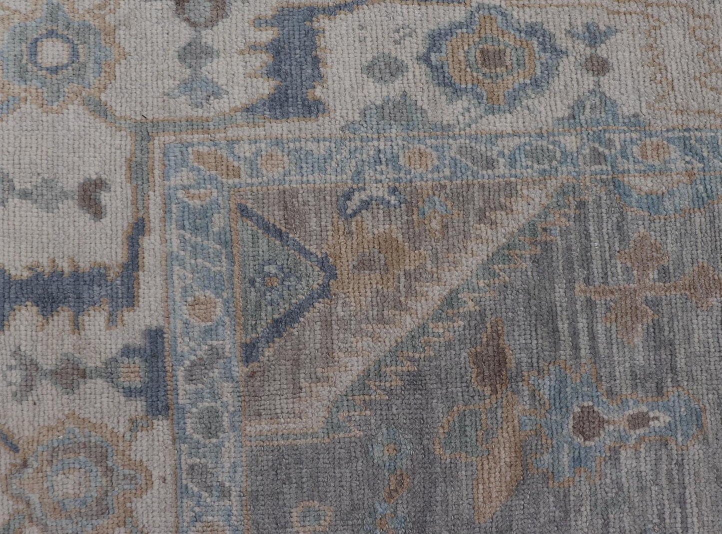 Measures: 7'3 x 10'4 Turkish Modern Oushak Rug in Medallion Design in Gray - Blue, and Marigold. Keivan Woven Arts / rug EN - 15208, country of origin / type: Turkey / Oushak This traditional Oushak rug from Turkey features a subdued, neutral co... - Keivan Woven ArtsEN - 15208 - 22416Rug