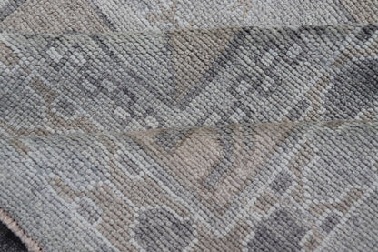Measures: 9'3 x 10'5 Modern Turkish Oushak Rug with Shades of Gray with Tribal Design. Keivan Woven Arts / rug EN - 15211, country of origin / type: Turkey / Oushak This unique design Oushak rug from Turkey features a bold design with fun colo... - Keivan Woven ArtsEN - 15211 - 22878Rug