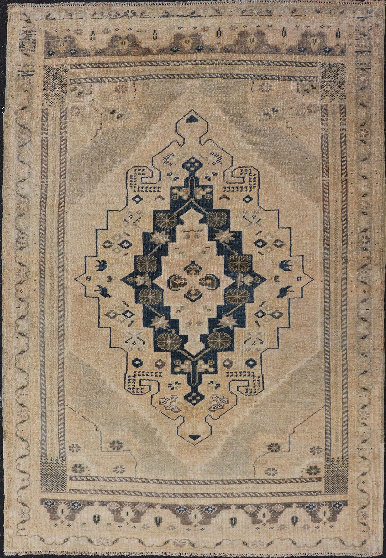 nan - Keivan Woven ArtsEN - 15323 - 26466Rug