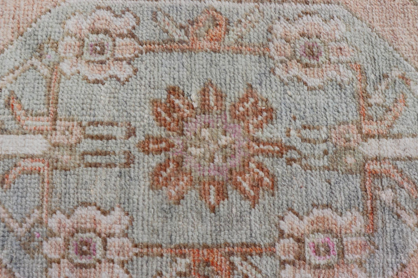 Vintage Turkish Oushak Carpet with Beautiful Floral Motifs in Tan, Camel, Orange. Keivan Woven Arts / rug EN - 15368, country of origin / type: Turkey / Oushak, circa mid - 20th century. Measures: 2'9 x 4'4 This mid - century vintage Oushak carpet fea... - Keivan Woven ArtsEN - 15368 - 23815Rug