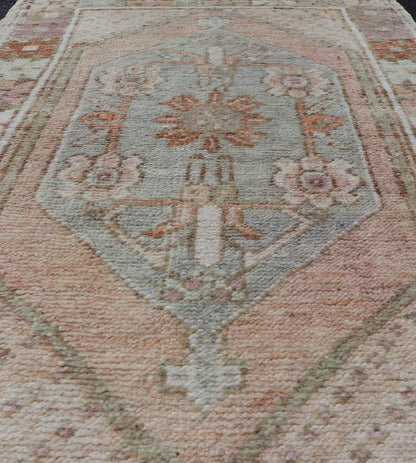 Vintage Turkish Oushak Carpet with Beautiful Floral Motifs in Tan, Camel, Orange. Keivan Woven Arts / rug EN - 15368, country of origin / type: Turkey / Oushak, circa mid - 20th century. Measures: 2'9 x 4'4 This mid - century vintage Oushak carpet fea... - Keivan Woven ArtsEN - 15368 - 23815Rug