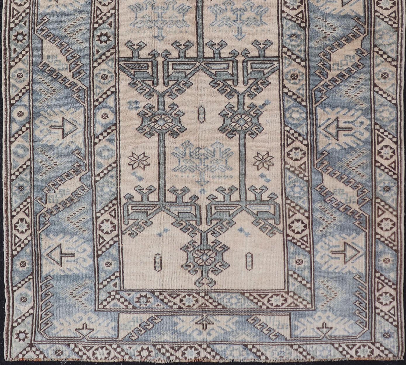 nan - Keivan Woven ArtsEN - 15382 - 26886Rug