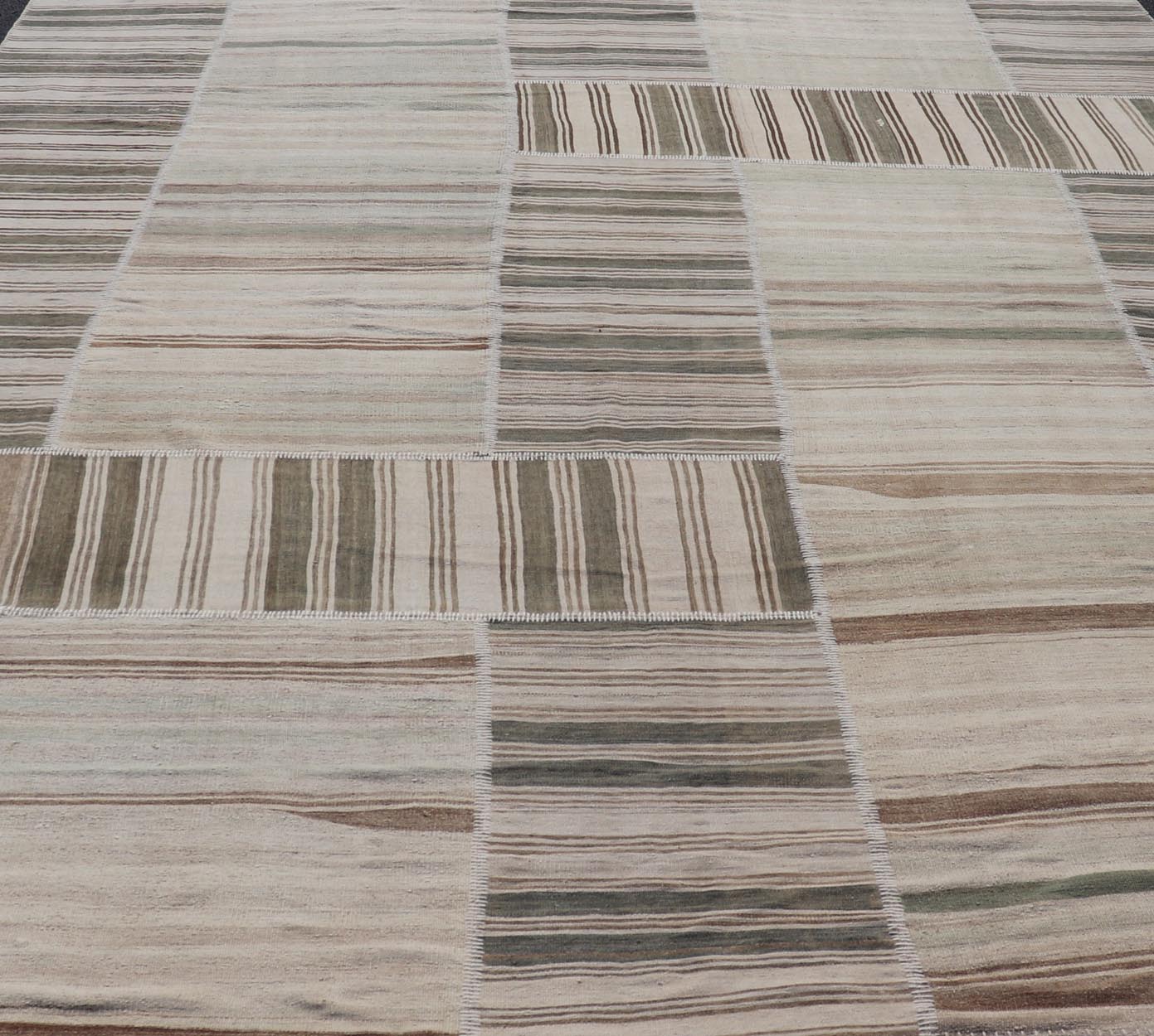 nan - Keivan Woven ArtsEN - 15518 - 26526Rug