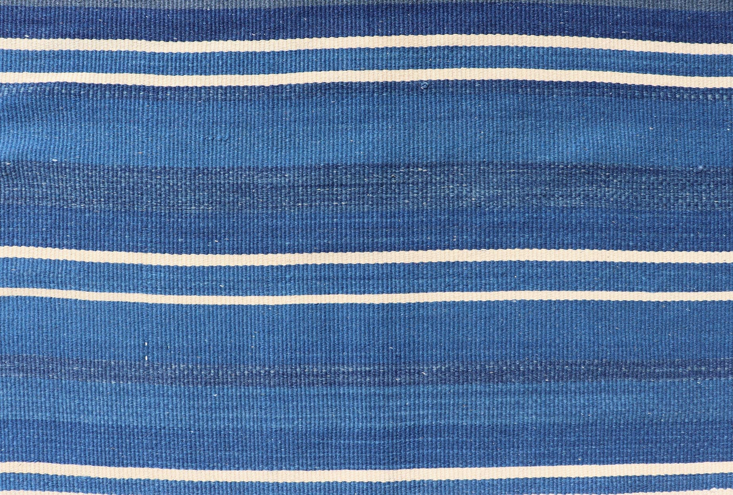 Turkish Flat - Weave Kilim in Navy Blue and Ivory In Striped Design. Keivan Woven Arts / rug EN - 15523, country of origin / type: Turkey / Kilim, circa 1950 Measures: 4'5 x 5'10 This vintage Turkish Kilim rug features a contemporary geometric strip... - Keivan Woven ArtsEN - 15523 - 23619Rug