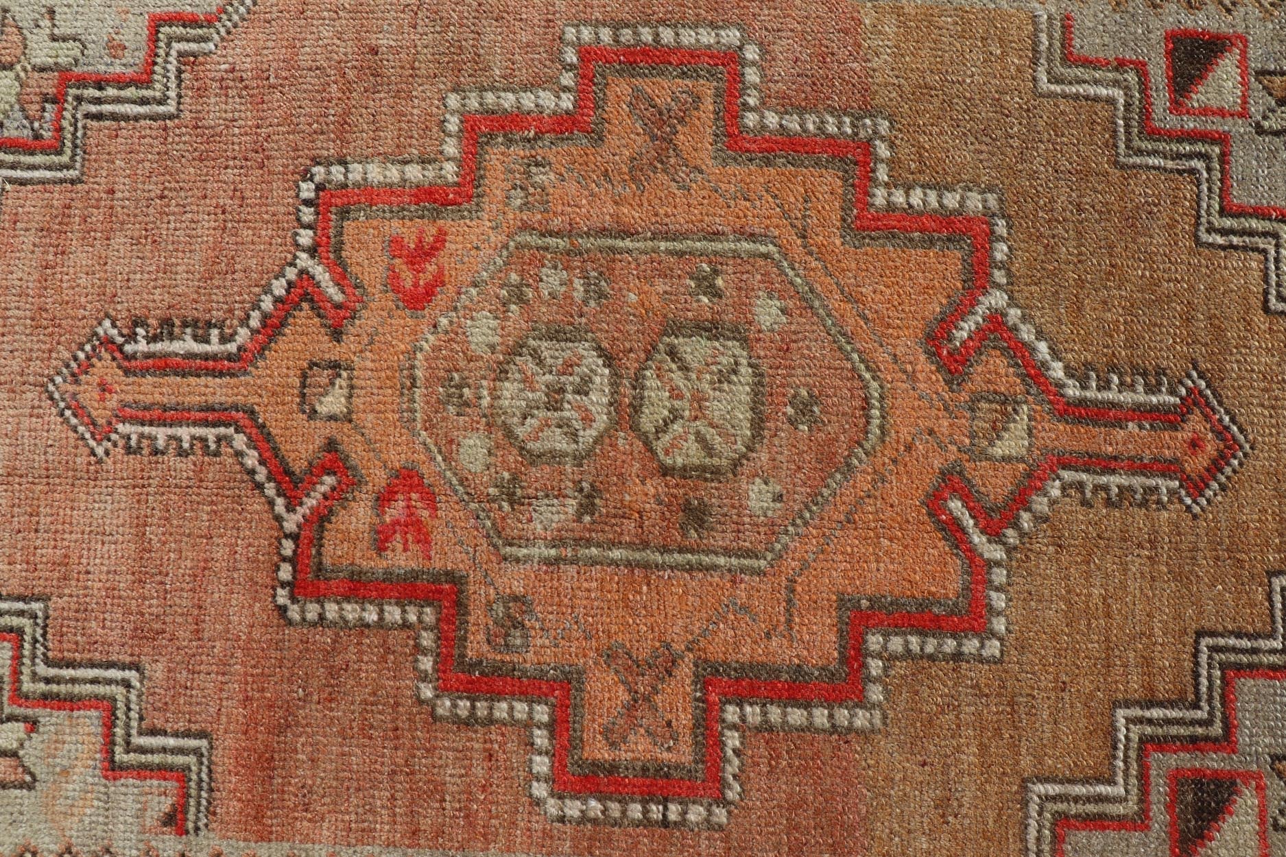 nan - Keivan Woven ArtsEN - 15576 - 26568Rug