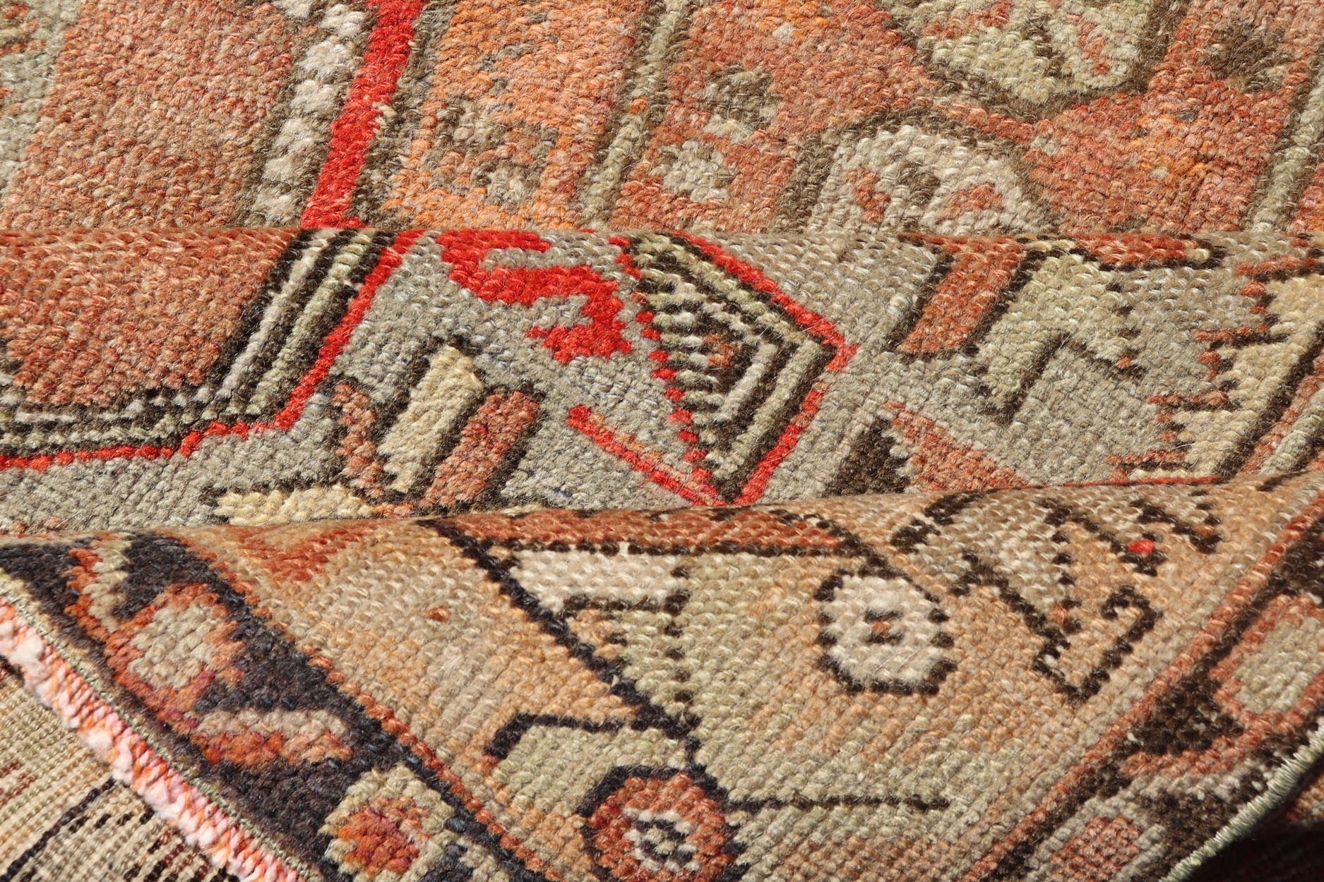 nan - Keivan Woven ArtsEN - 15576 - 26568Rug