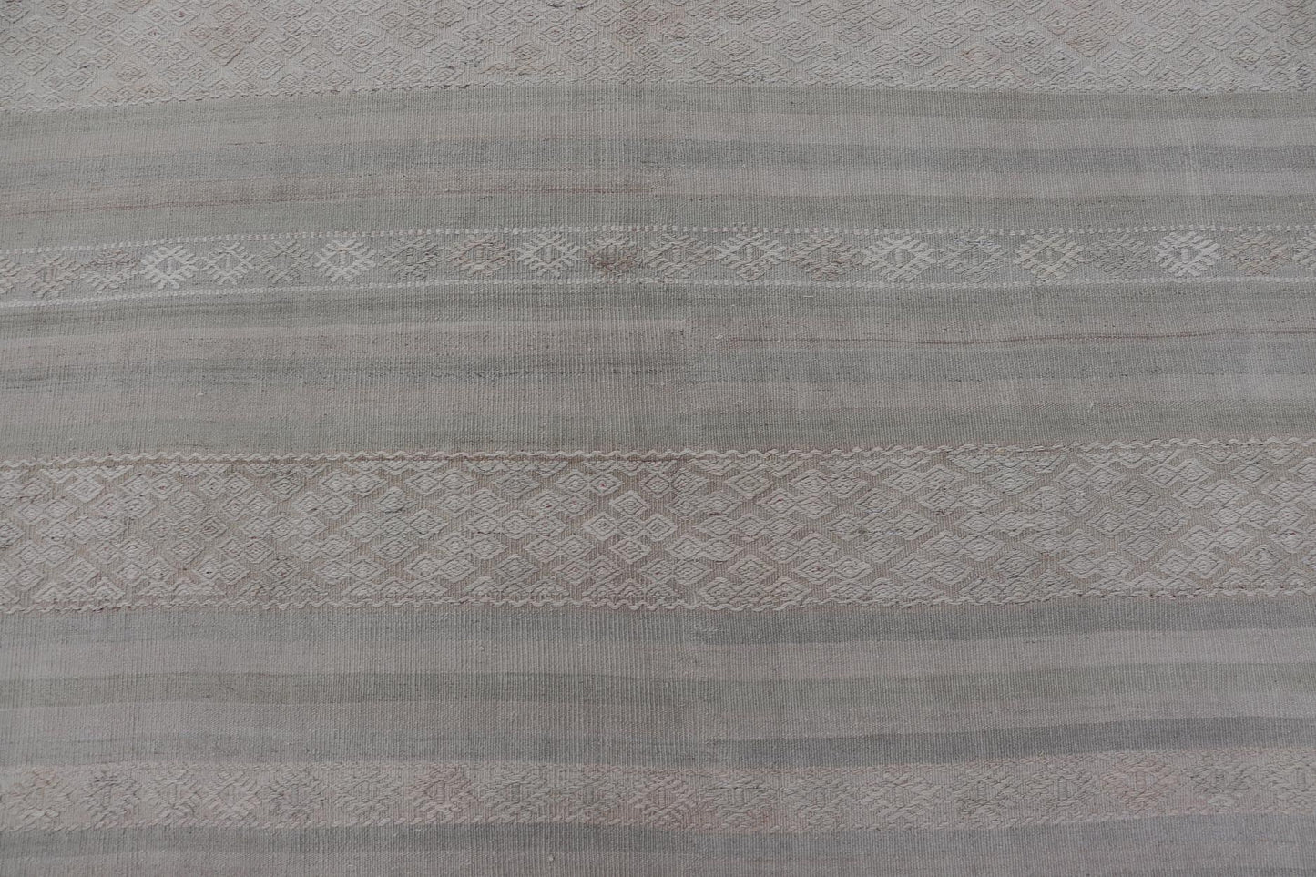 nan - Keivan Woven ArtsEN - 15646 - 26610Rug