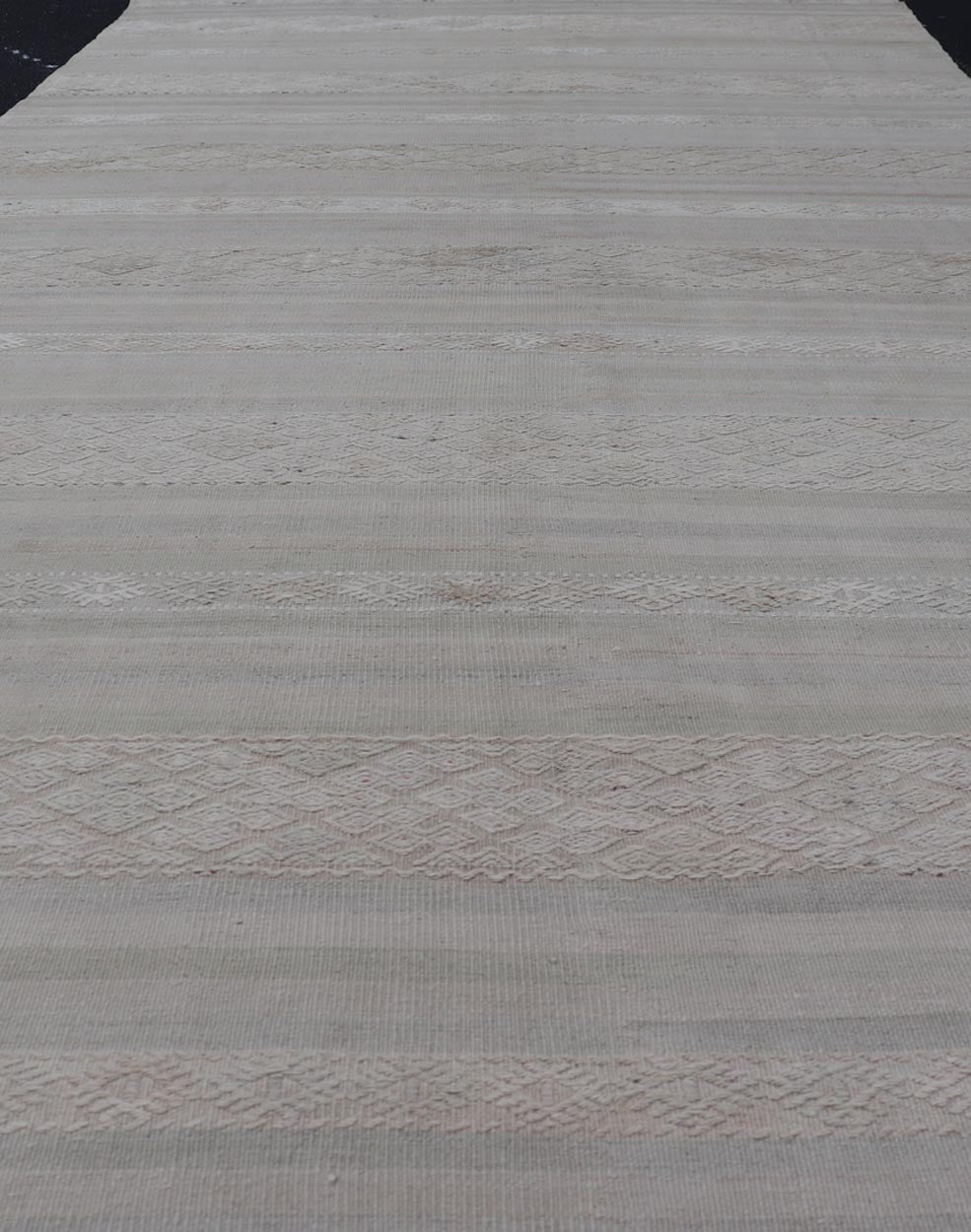 nan - Keivan Woven ArtsEN - 15646 - 26610Rug