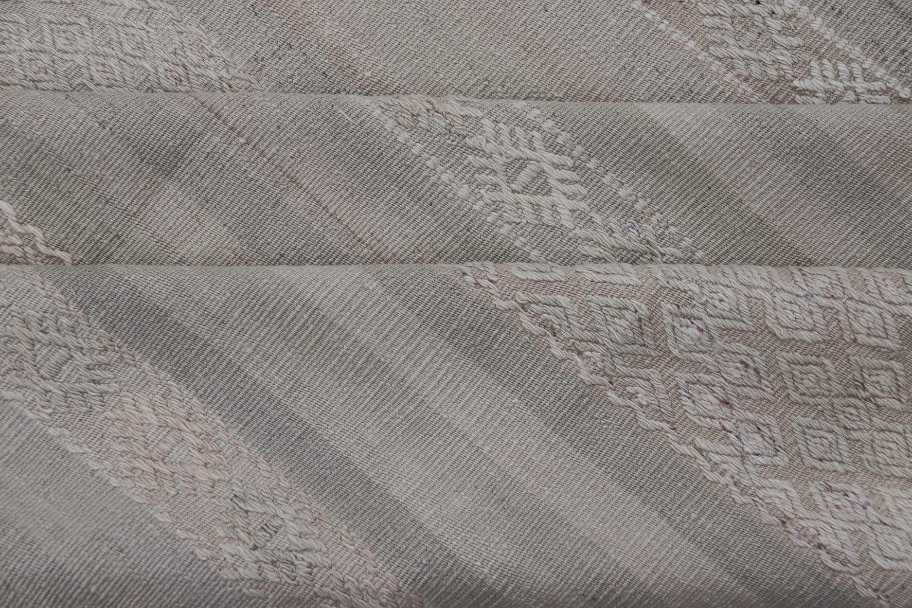 nan - Keivan Woven ArtsEN - 15646 - 26610Rug
