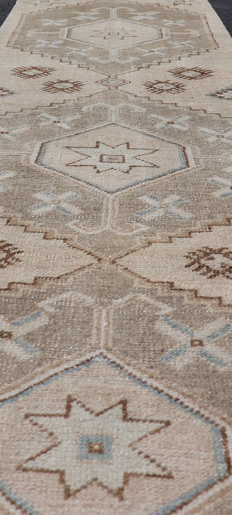 nan - Keivan Woven ArtsEN - 15796 - 26898Rug