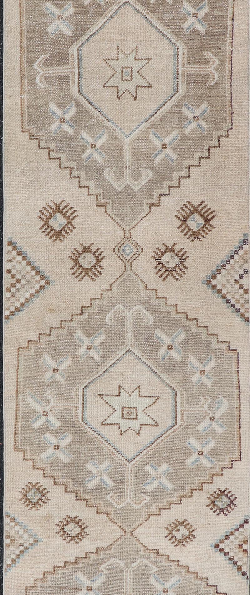 nan - Keivan Woven ArtsEN - 15796 - 26898Rug