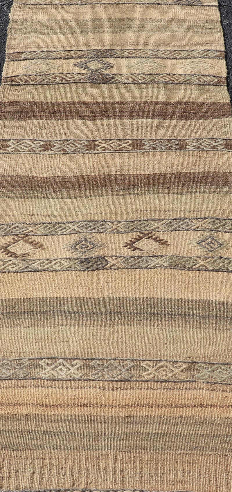 nan - Keivan Woven ArtsEN - 15878 - 26748Rug