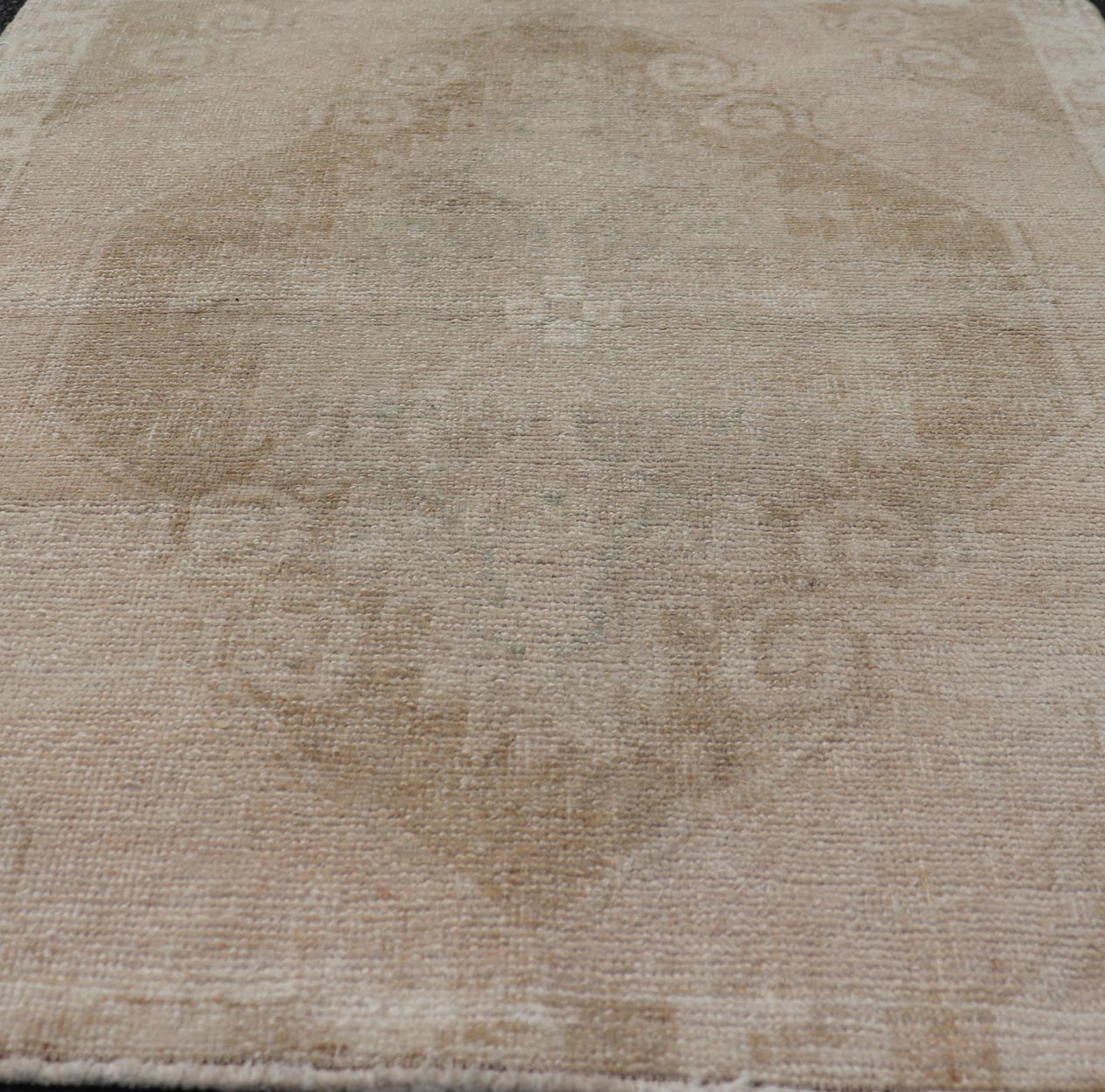 nan - Keivan Woven ArtsEN - 15893 - 26976Rug