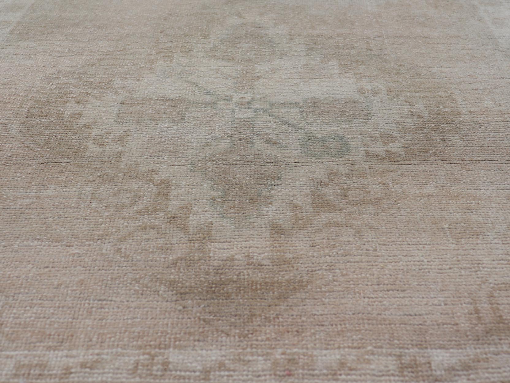 nan - Keivan Woven ArtsEN - 15894 - 26982Rug