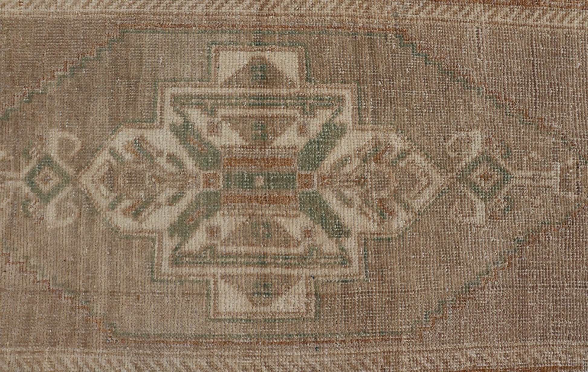 nan - Keivan Woven ArtsEN - 15902 - 24055Rug