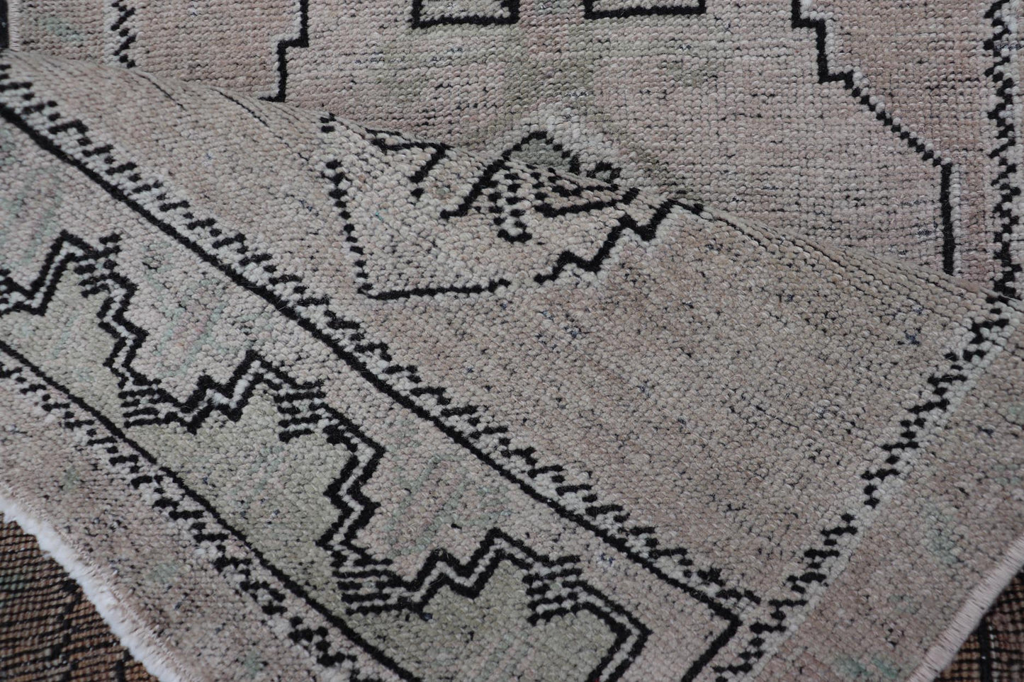 Vintage Turkish Oushak Rug with All - Over Sub - Geometric Medallion Design Keivan Woven Arts / rug EN - 15904, country of origin / type: Turkey / Oushak, circa 1950 Measures: 1'6 x 3'5 - Keivan Woven ArtsEN - 15904 - 24061Rug