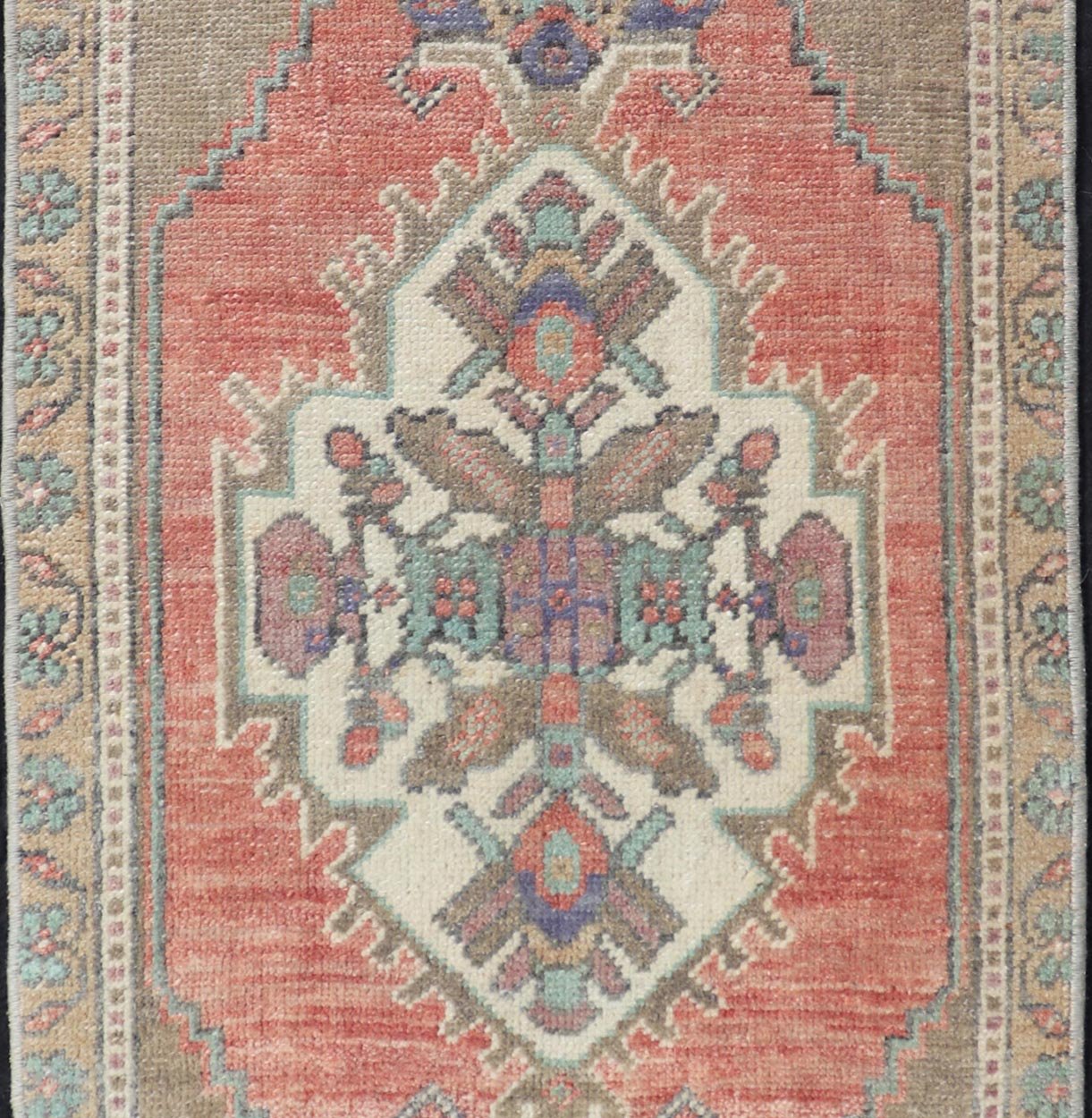 Vintage Turkish Oushak Rug with All - Over Sub - Geometric Medallion Design Keivan Woven Arts / rug EN - 15910, country of origin / type: Turkey / Oushak, circa 1950 Measures: 1'8 x 3'4 - Keivan Woven ArtsEN - 15910 - 23876Rug