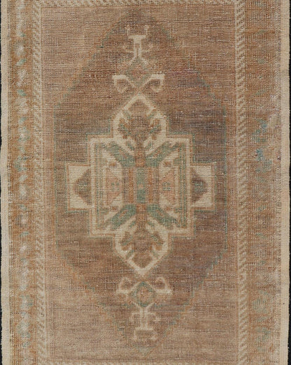Vintage Turkish Oushak Rug with All - Over Sub - Geometric Medallion Design Keivan Woven Arts / rug EN - 15911, country of origin / type: Turkey / Oushak, circa 1950 Measures: 1'8 x 3'4 - Keivan Woven ArtsEN - 15911 - 23870Rug
