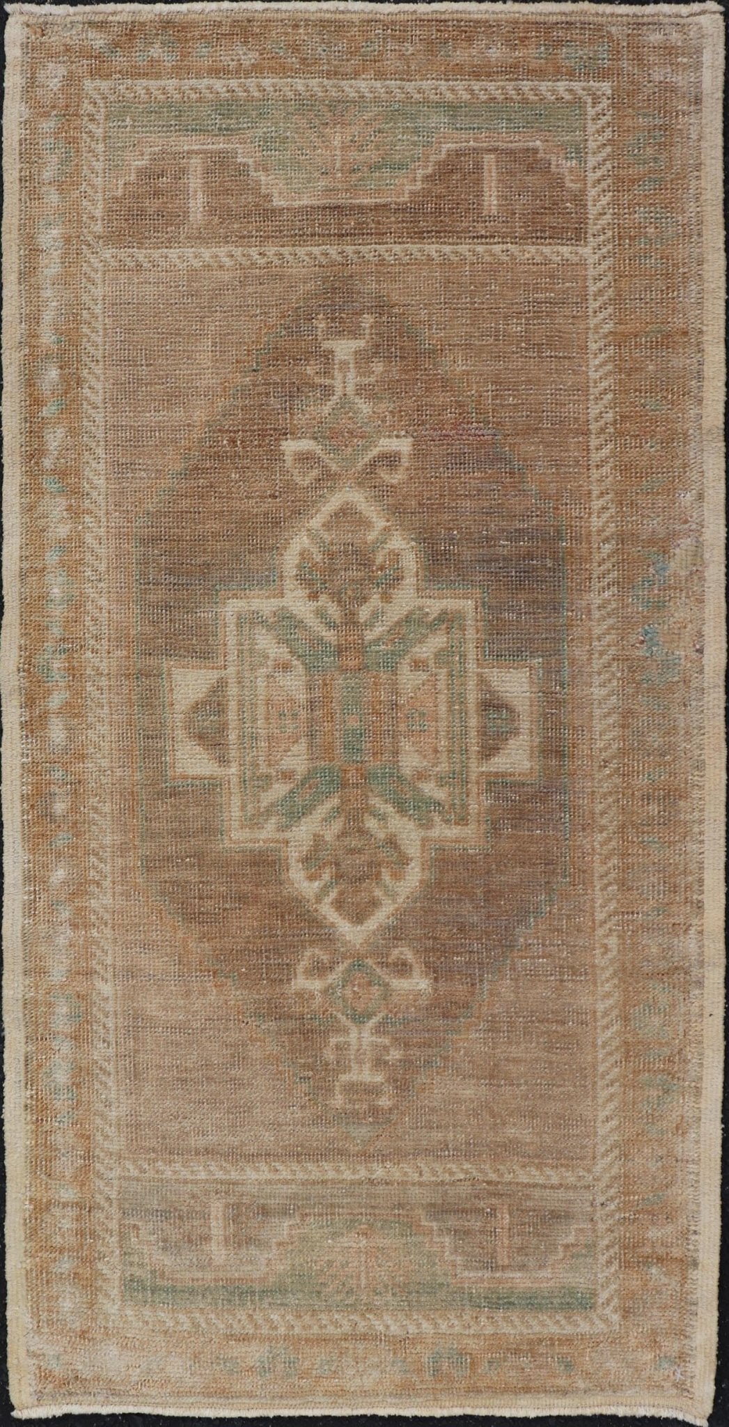 Vintage Turkish Oushak Rug with All - Over Sub - Geometric Medallion Design Keivan Woven Arts / rug EN - 15911, country of origin / type: Turkey / Oushak, circa 1950 Measures: 1'8 x 3'4 - Keivan Woven ArtsEN - 15911 - 23870Rug