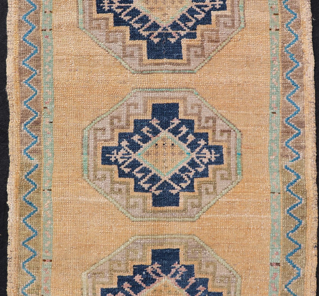 Vintage Turkish Oushak Rug with All - Over Sub - Geometric Medallion Design Keivan Woven Arts / rug EN - 15912, country of origin / type: Turkey / Oushak, circa 1950 Measures: 2'0 x 3'2 - Keivan Woven ArtsEN - 15912 - 23864Rug