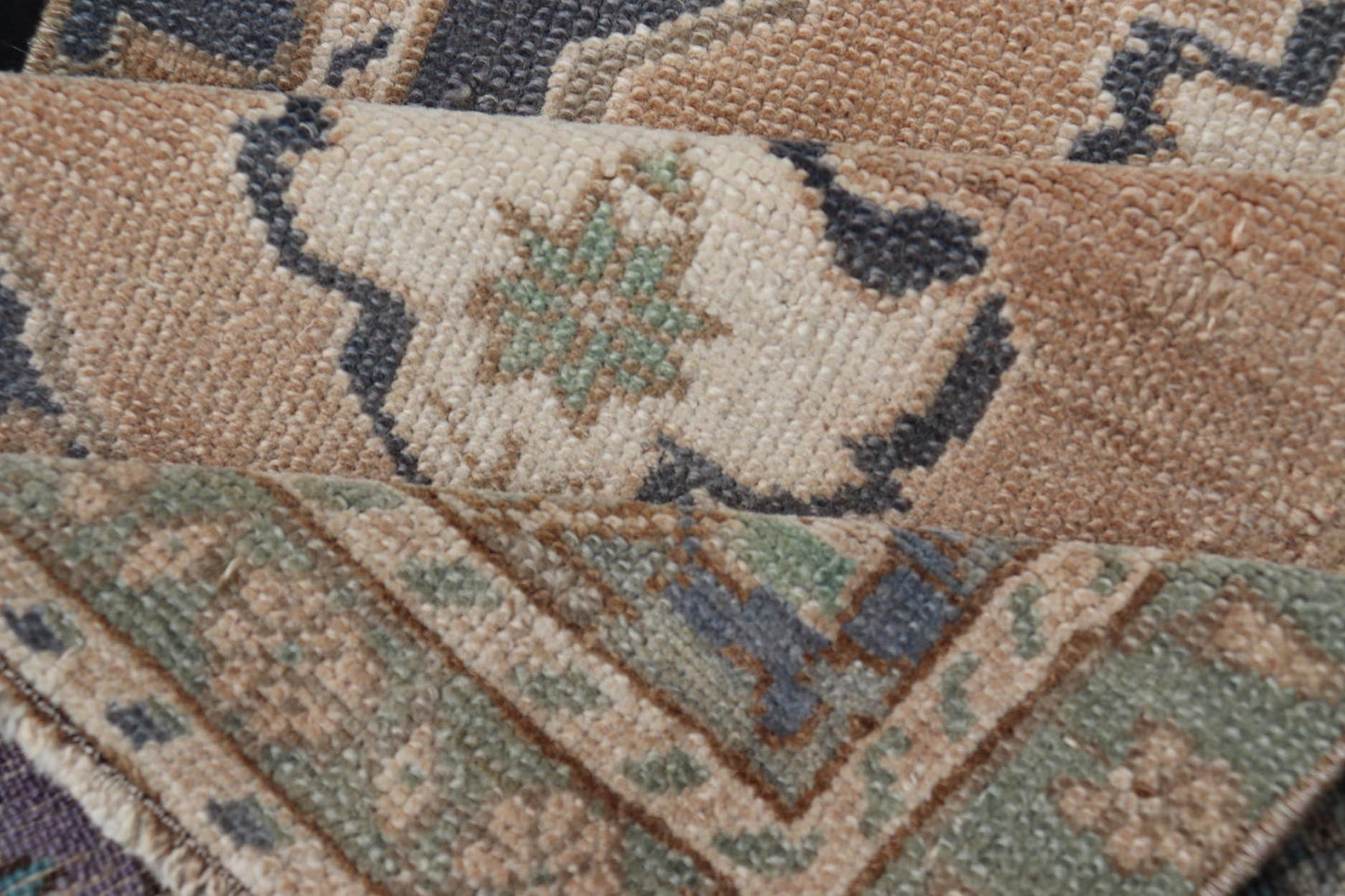 Vintage Turkish Oushak Rug with All - Over Sub - Geometric Medallion Design Keivan Woven Arts / rug EN - 15917, country of origin / type: Turkey / Oushak, circa 1950 Measures: 1'8 x 3'3 - Keivan Woven ArtsEN - 15917 - 24091Rug