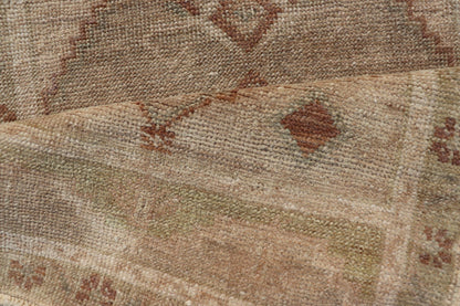 Vintage Turkish Oushak Rug with All - Over Sub - Geometric Medallion Design Keivan Woven Arts / rug EN - 15924, country of origin / type: Turkey / Oushak, circa 1950 Measures: 1'7 x 3'4 - Keivan Woven ArtsEN - 15924 - 24127Rug
