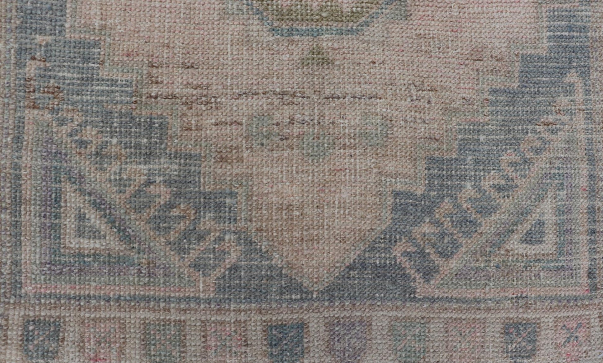Vintage Turkish Oushak Rug with All - Over Sub - Geometric Medallion Design Keivan Woven Arts / rug EN - 15926, country of origin / type: Turkey / Oushak, circa 1950 Measures: 1'8 x 3'4 - Keivan Woven ArtsEN - 15926 - 24139Rug
