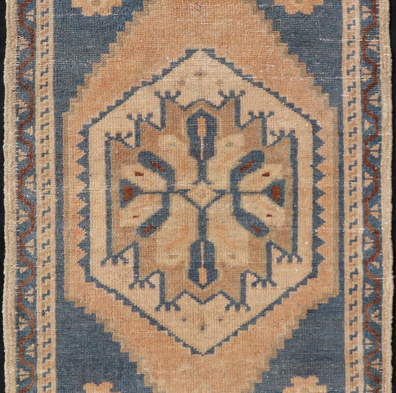 Vintage Turkish Oushak Rug with All - Over Sub - Geometric Medallion Design Vintage Turkish Oushak Rug with All - Over Sub - Geometric Medallion Design. Keivan Woven Arts / rug EN - 15930, country of origin / type: Turkey / Oushak, circa 1950 Mea... - Keivan Woven ArtsEN - 15930 - 24157Rug
