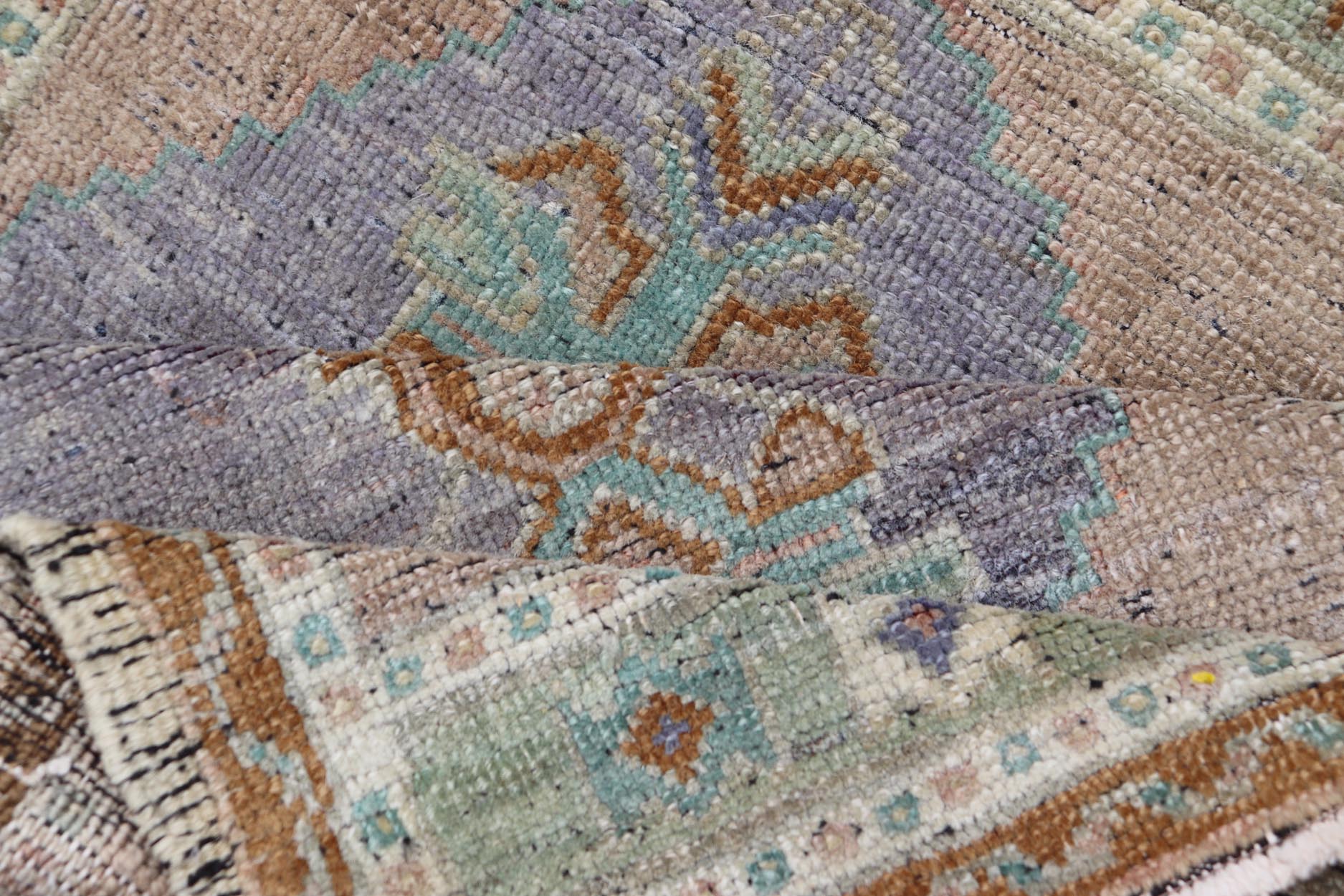 Vintage Turkish Oushak Rug with All - Over Sub - Geometric Medallion Design Vintage Turkish Oushak small mat size Rug with All - Over Sub - Geometric Medallion Design. Keivan Woven Arts / rug EN - 15932, country of origin / type: Turkey / Oushak, circa ... - Keivan Woven ArtsEN - 15932 - 24169Rug