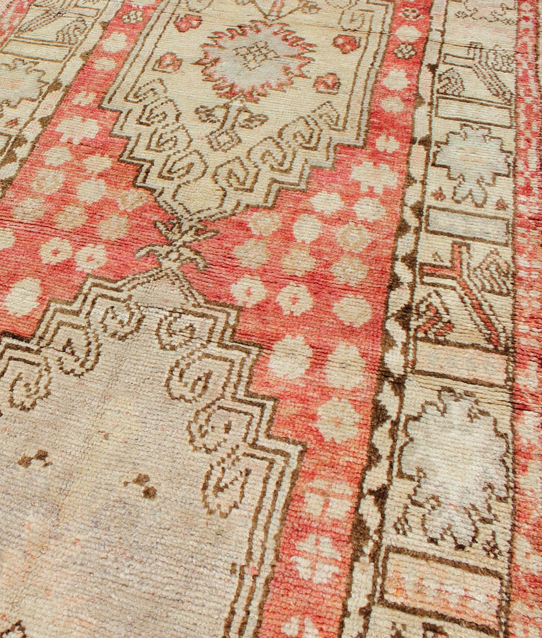 Vintage Hand Knotted Turkish Oushak Runner With Tribal Medallion Design in Muted Red, Brown Vintage Oushak Runner from Turkey with Vertical Dual Medallion Tribal Geometric Design in Various Tones, Keivan Woven Arts / rug en - 165008, country of or... - Keivan Woven ArtsEN - 165008 - 10223Rug