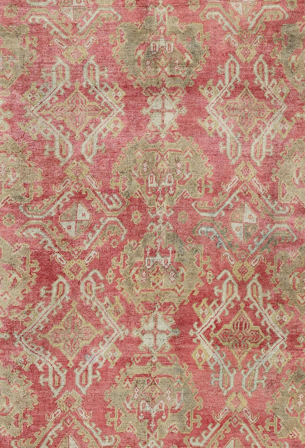 Rose red, light green and pinkish red antique Turkish Oushak rug with flowing design. Keivan Woven Arts / rug EN - 165065, country of origin type: Turkey Oushak, circa 1920. Measures: 11' x 13'7. This Oushak carpet (circa early 20th century) featur... - Keivan Woven ArtsEN - 165065 - 9420Rug