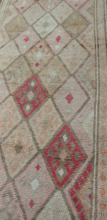 Keivan Woven Arts Vintage runner from Turkey with all - over design of geometric diamonds with Kurdish in pink, ivory, taupe, green/gray and soft orange tones, rug en - 165324, country of origin / type: Turkey / Oushak, circa 1950. This beaut... - Keivan Woven ArtsEN - 165324 - 11185Rug