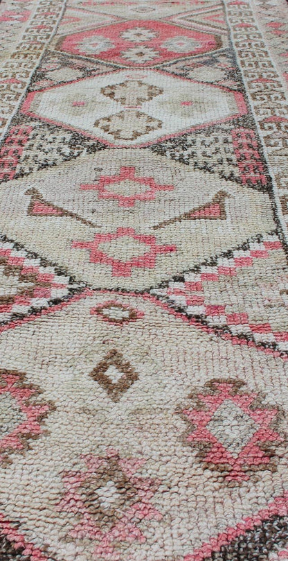 Vintage Turkish Oushak Runner with Multi - Medallion Design in Charcoal, Red Ivory Vintage Oushak runner from Turkey with Vertical Medalliondesign in multi - colors, charcoal, pink, red, and cream. Keivan Woven Arts / Rug en - 165340, country of origi... - Keivan Woven ArtsEN - 165340 - 11189Rug