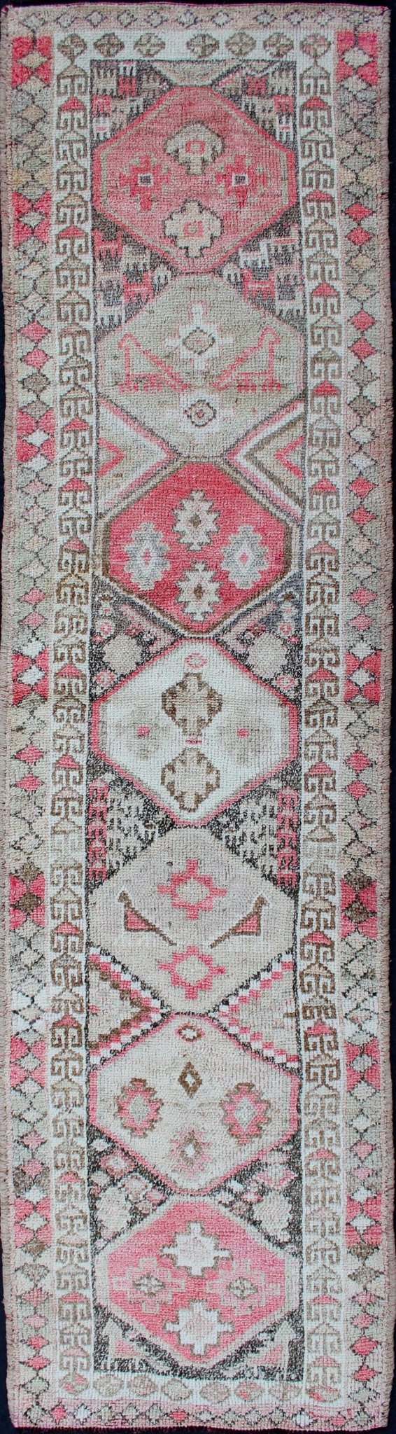 Vintage Turkish Oushak Runner with Multi - Medallion Design in Charcoal, Red Ivory Vintage Oushak runner from Turkey with Vertical Medalliondesign in multi - colors, charcoal, pink, red, and cream. Keivan Woven Arts / Rug en - 165340, country of origi... - Keivan Woven ArtsEN - 165340 - 11189Rug