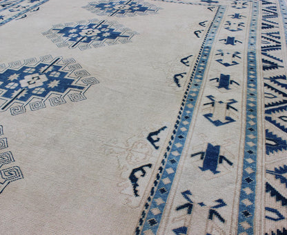 Cream and Blue Geometric Medallion Design Vintage Turkish Oushak Rug kwarugs Turkish vintage Oushak rug with Medallion geometric design in blue and cream, Keivan Woven Arts / rug en - 165347, country of origin / type: Turkey / Oushak, circa 1940 ... - Keivan Woven ArtsEN - 165347 - 9442Rug