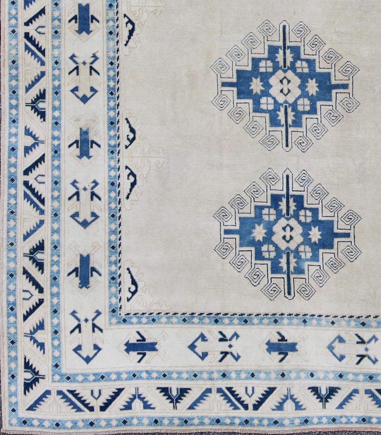 Cream and Blue Geometric Medallion Design Vintage Turkish Oushak Rug kwarugs Turkish vintage Oushak rug with Medallion geometric design in blue and cream, Keivan Woven Arts / rug en - 165347, country of origin / type: Turkey / Oushak, circa 1940 ... - Keivan Woven ArtsEN - 165347 - 9442Rug