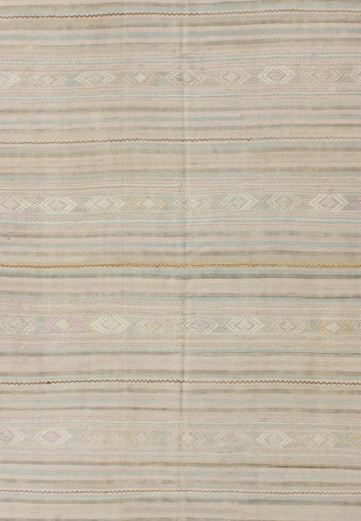 Vintage Turkish Kilim Rug With Neutral Horizontal Stripes and Geometric Designs Vintage Turkish Kilim rug with neutral horizontal stripes and geometric designs, Keivan Woven Arts / rug en - 165650, country of origin / type: Turkey / Kilim, circa 1... - Keivan Woven ArtsEN - 165650 - 9046Rug