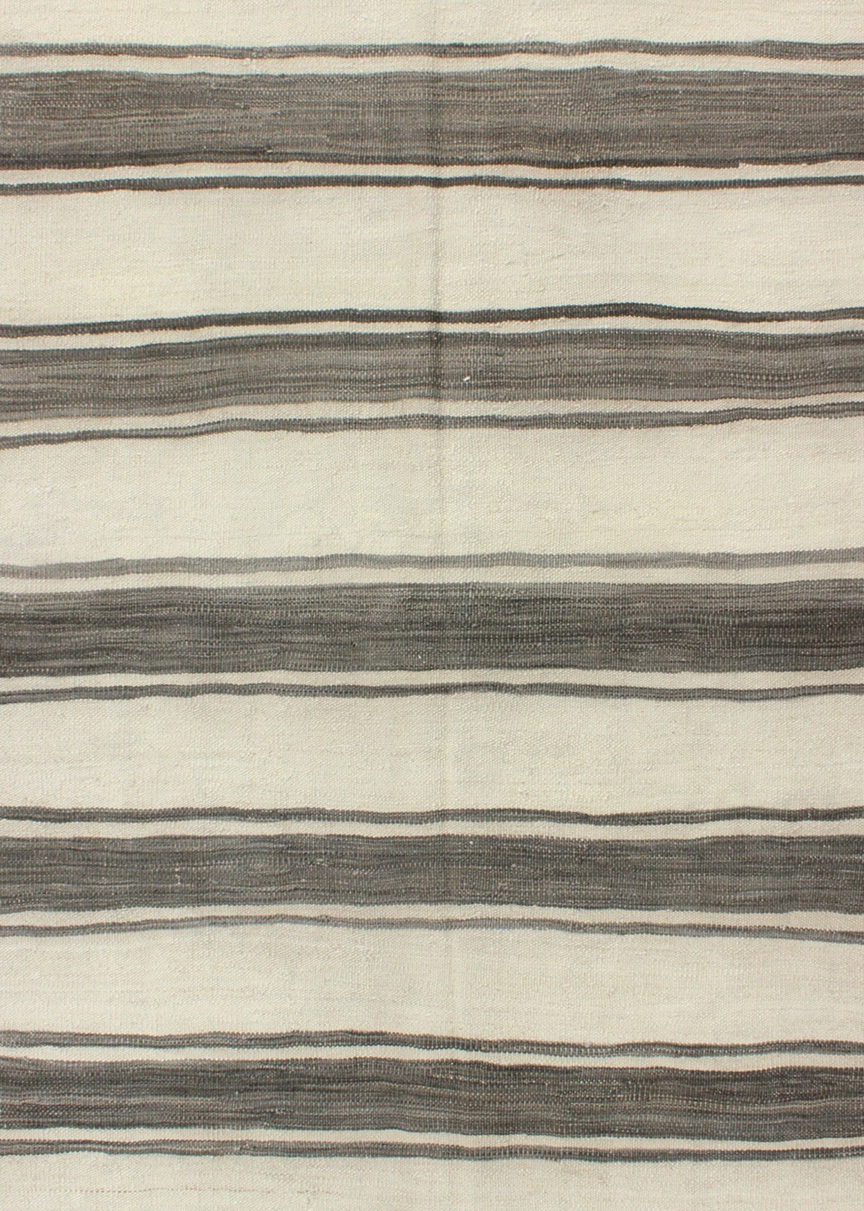 Vintage Turkish Kilim Rug with Horizontal Gray Stripes and a Modern Design kwarugs kilim Modern design vintage Turkish Kilim rug in cream with horizontal gray stripes, rug en - 165668, country of origin / type: Turkey / Kilim, circa mid - 20th centu... - Keivan Woven ArtsEN - 165668 - 9068Rug