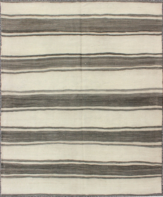 Vintage Turkish Kilim Rug with Horizontal Gray Stripes and a Modern Design kwarugs kilim Modern design vintage Turkish Kilim rug in cream with horizontal gray stripes, rug en - 165668, country of origin / type: Turkey / Kilim, circa mid - 20th centu... - Keivan Woven ArtsEN - 165668 - 9068Rug