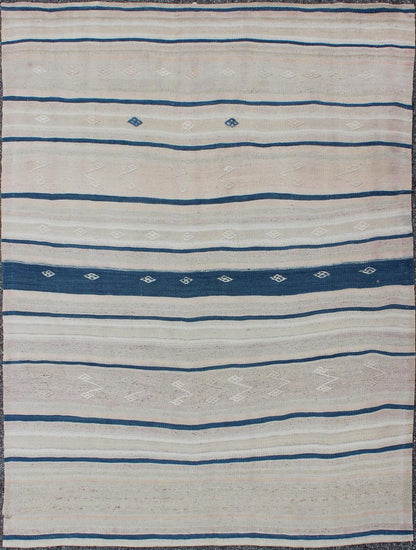 Keivan Woven Arts - Vintage Flat - Weave Kilim with navy Blue, Light Green & Taupe in Striped Design Vintage Flat - woven Kilim blue, rug EN - 165688, country of origin / type: Turkey / Kilim, circa 1950 This Turkish Kilim flat - woven is perfectly s... - Keivan Woven ArtsEN - 165688 - 9472Rug