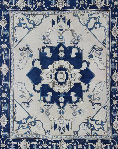 Navy Blue Oushak Rug with Traditional Medallion Design Vintage Oushak with Botanical Medallion Design in Blue and Ivory, rug en - 165935, country of origin / type: Turkey / Oushak, circa 1940 This vintage Oushak carpet from mid - 20th century... - Keivan Woven ArtsEN - 165935 - 11257Rug