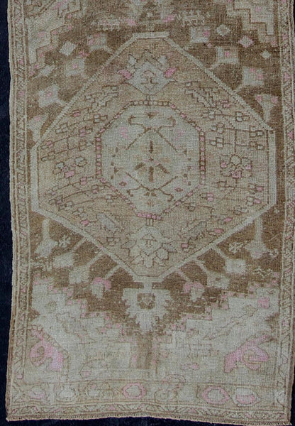 Vintage Oushak Runner from Turkey with vertical medallion design in brown, wheat, lavender pink, ivory, tones, rug en - 176011, country of origin / type: Turkey / Oushak, circa 1940 This beautiful vintage Oushak runner from 1940s Turkey features a... - Keivan Woven ArtsEN - 176011 - 11201Rug
